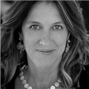 Profesora de bachiller, matemáticas, inglés, física y dibujo